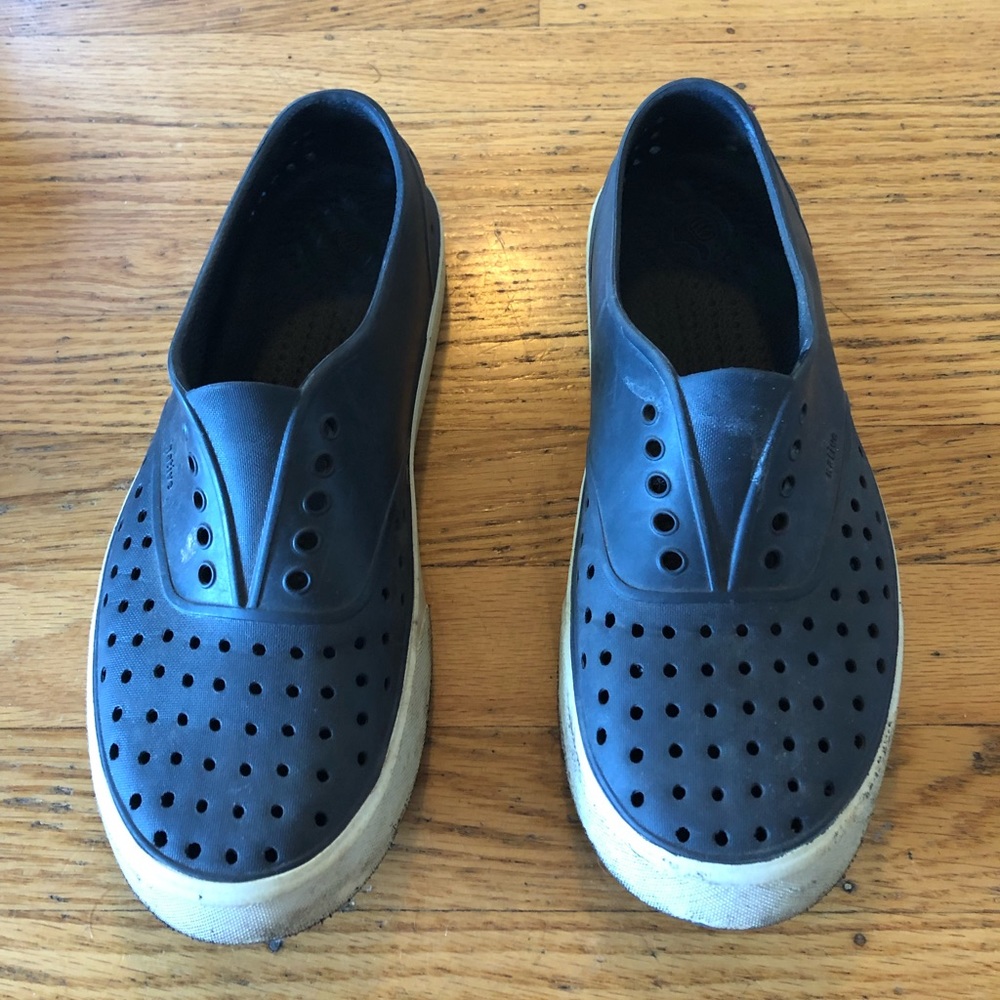 Native shoes Jefferson slip on size 9
